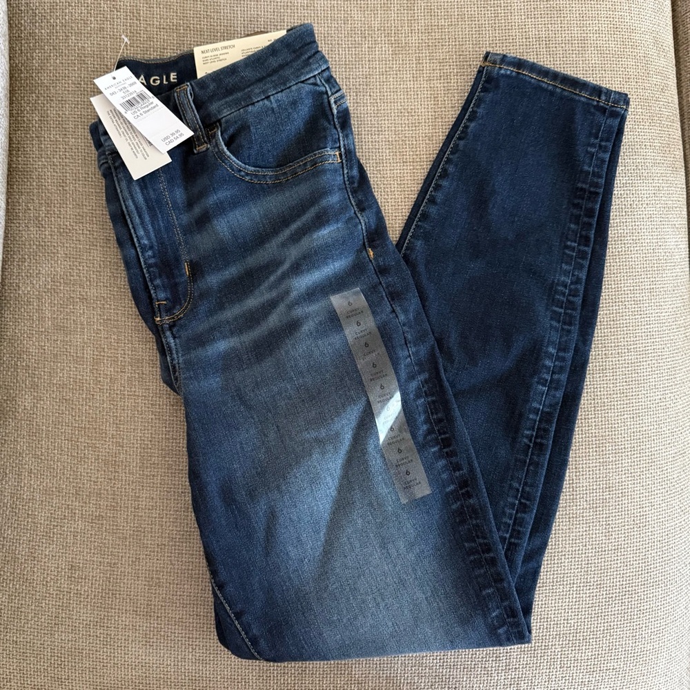 American Eagle Dark Wash Curvy Jeans Sz 6